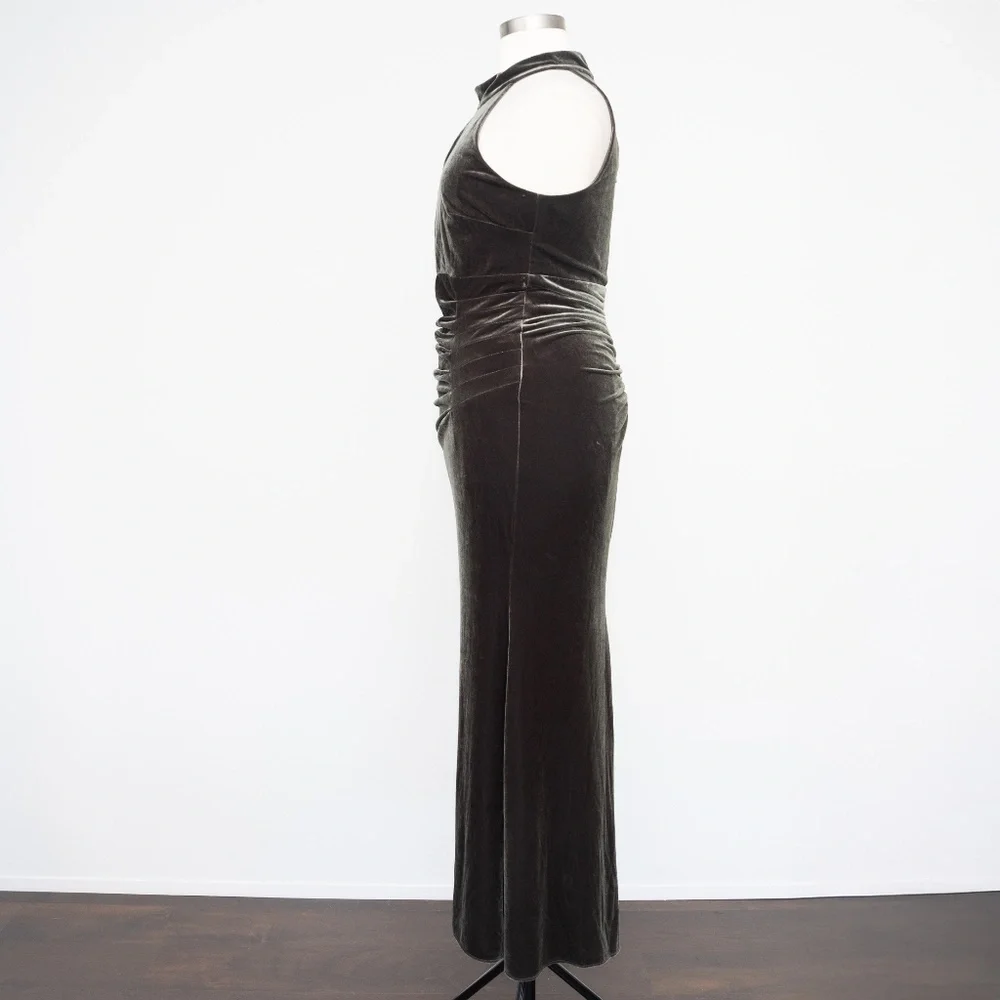 XSCAPE Evenings - “Grace” Velvet Mock Neck‎ Gown